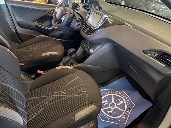 Peugeot 208 6 of 6