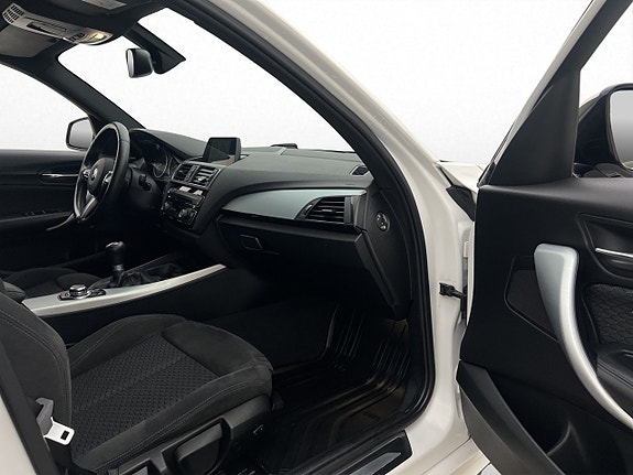 BMW 118d 22 of 28