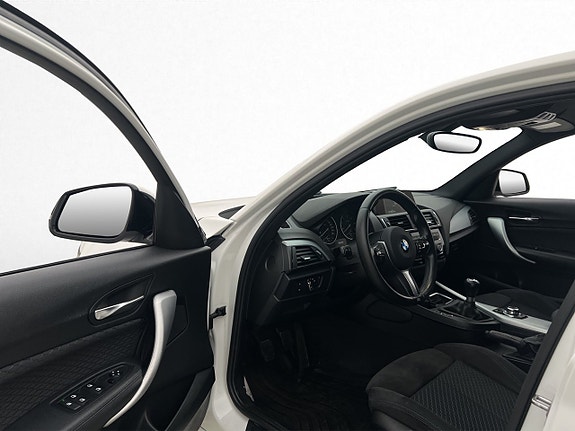 BMW 118d 9 of 28