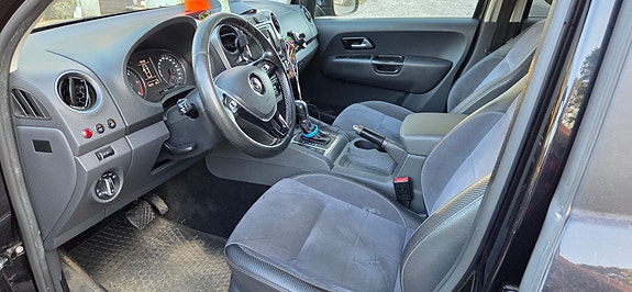 Volkswagen Amarok 5 of 9