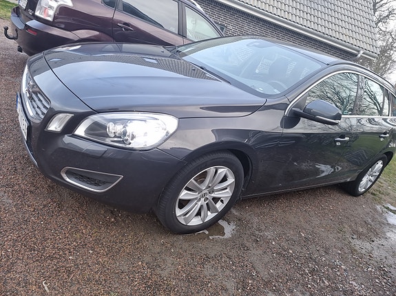 Volvo V60 7 of 7