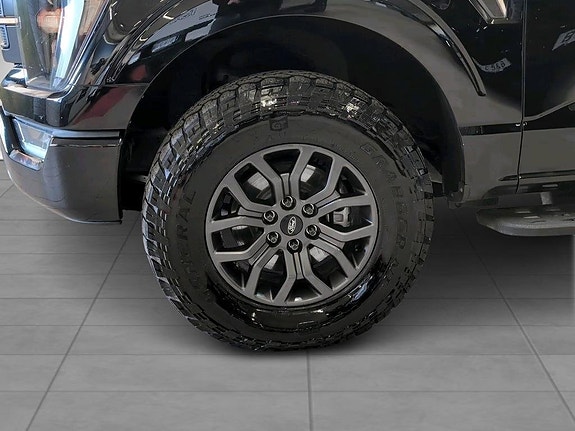 Ford F-150 15 of 21