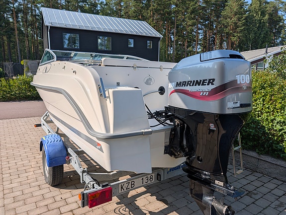 Uttern D55 Exclusive 3 of 5