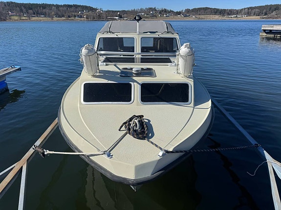 Finnsport 650 ac (Utan motor endast skrov) 3 of 10