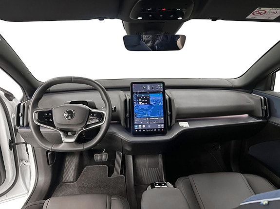 Volvo EX30 7 of 10