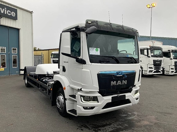 MAN TGM 15.250 4x2 LL CH 2 of 8