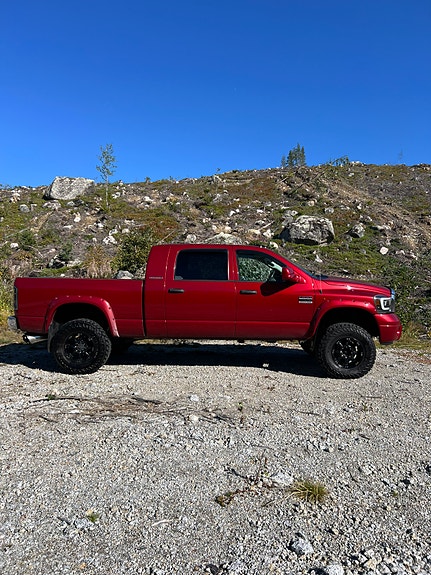 Dodge RAM 2500 4 of 6