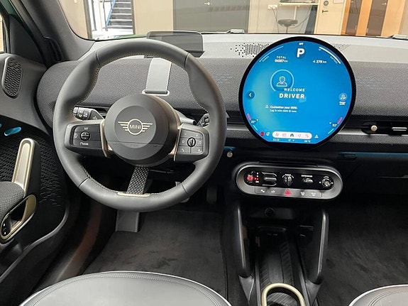 MINI Aceman E 8 of 15