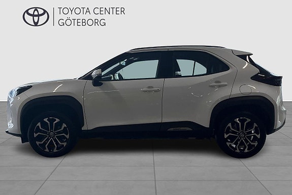 Toyota Yaris Cross 5 of 13
