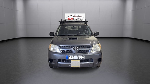 Toyota HiLux 6 of 18