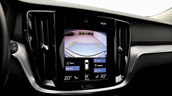 Volvo V60 15 of 16