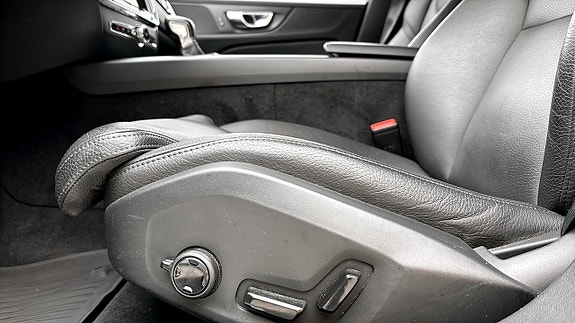 Volvo V60 11 of 16