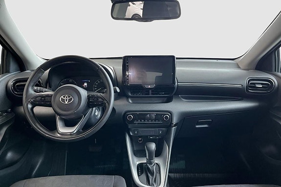 Toyota Yaris 10 of 13