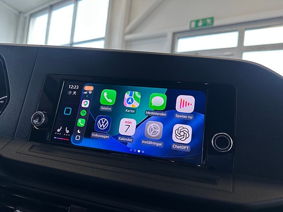 Volkswagen Caddy 11 of 14