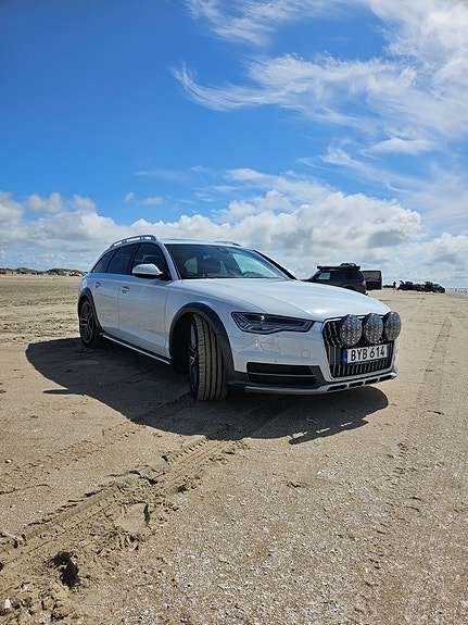 Audi A6 allroad 2 of 7