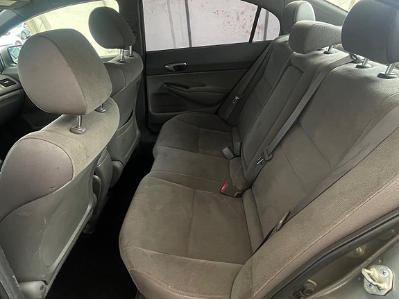 Honda Civic 8 of 20