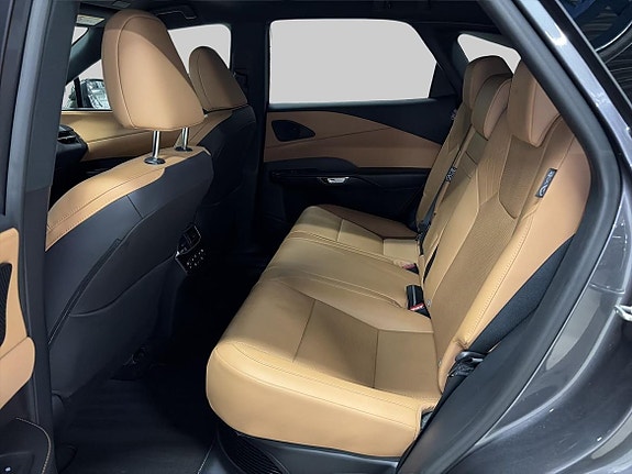 Lexus RX350h 9 of 22