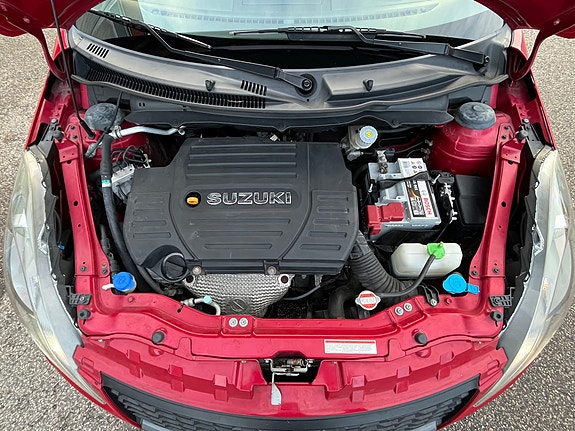 Suzuki Swift 5 of 8