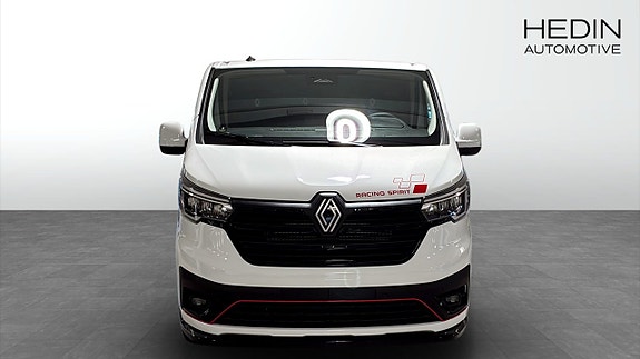 Renault Trafic 8 of 9