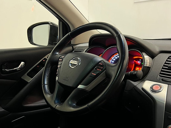 Nissan Murano 24 of 30