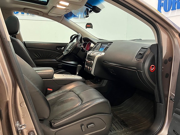Nissan Murano 21 of 30