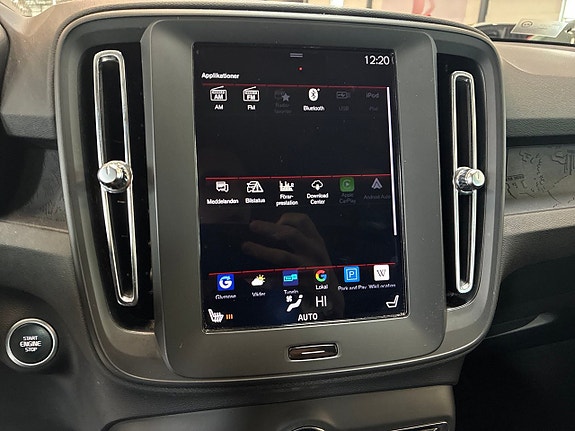 Volvo XC40 18 of 21