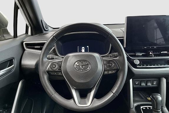 Toyota Corolla Cross 12 of 14