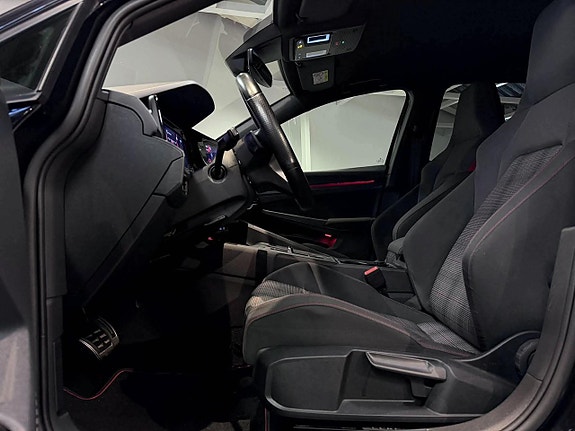 Volkswagen Golf I 16 of 22