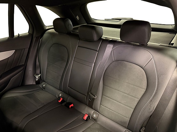 Mercedes-Benz GLC220 d 10 of 17
