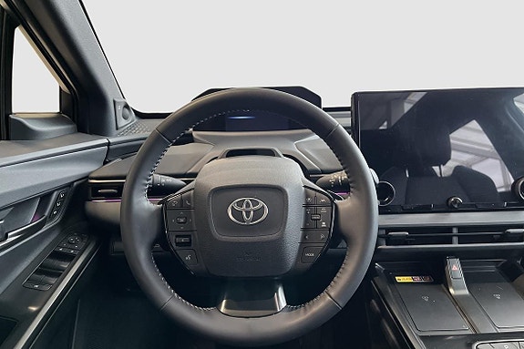 Toyota bZ4X 11 of 13