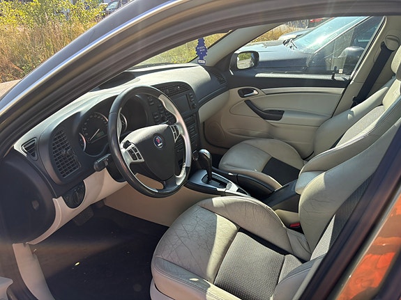 Saab 9-3 5 of 11
