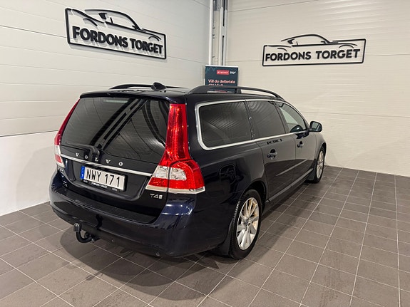 Volvo V70 9 of 23