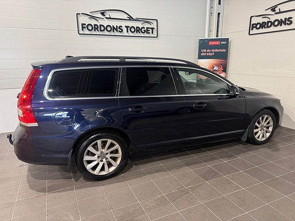 Volvo V70 7 of 23