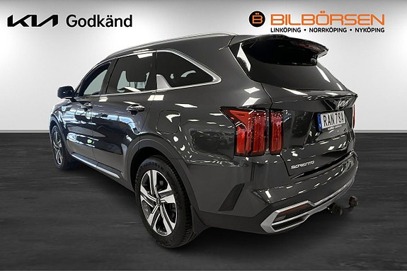 Kia Sorento 6 of 14