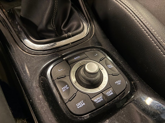 Renault Megane 12 of 15