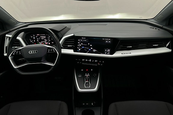 Audi Q4 e-tron 3 of 3