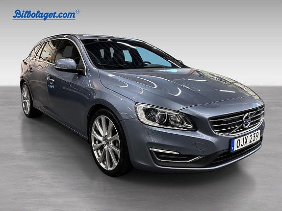 Volvo V60 4 of 14