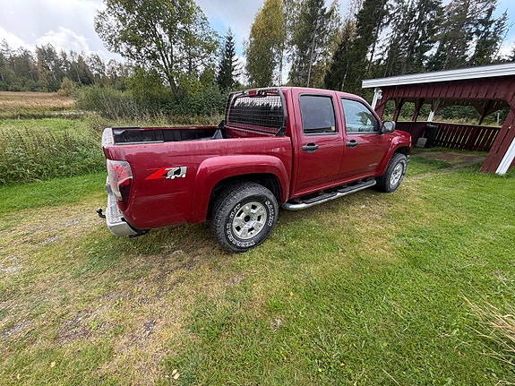 Chevrolet Colorado 3 of 9
