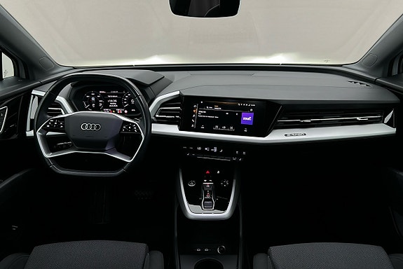 Audi Q4 e-tron 3 of 3