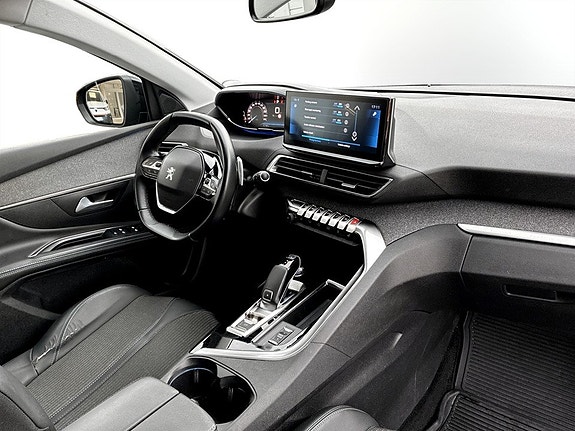 Peugeot 5008 11 of 15