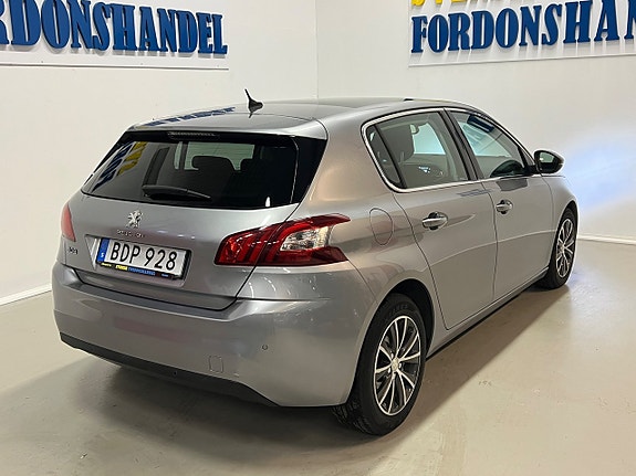 Peugeot 308 7 of 25