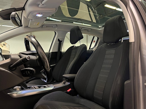 Peugeot 308 13 of 25