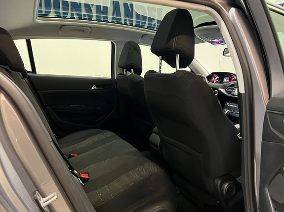 Peugeot 308 15 of 25