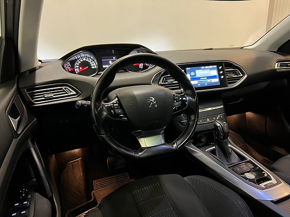 Peugeot 308 11 of 25