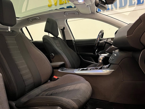 Peugeot 308 19 of 25