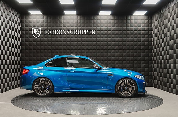 BMW M2 10 of 28