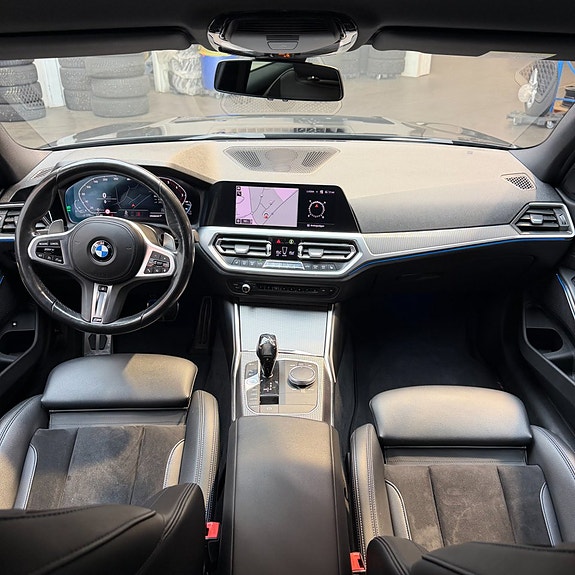 BMW 330e 9 of 12