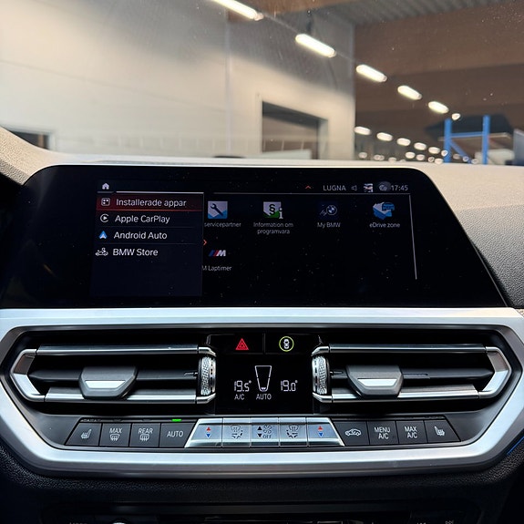 BMW 330e 12 of 12