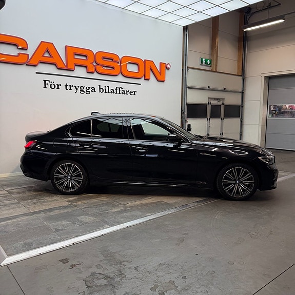 BMW 330e 3 of 12