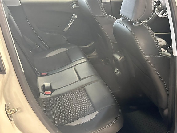 Peugeot 2008 8 of 8